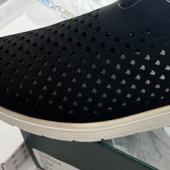 NIB Flexus by Spring Step Black Italian Comfort Slip On Shoes Size 6.5-7 (EU 37) - Picture 5 of 11